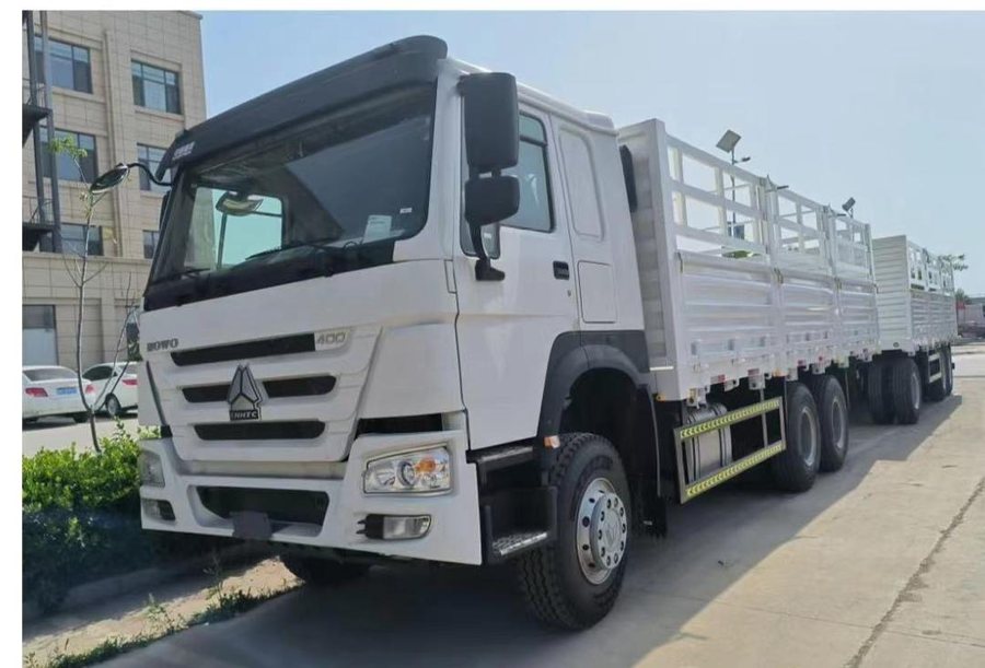 Stake-body cargo truck